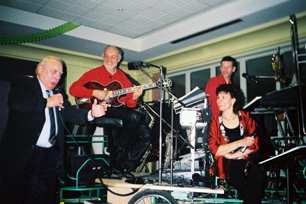 Un r&eacute;alisateur c&eacute;l&egrave;bre avec M&eacute;li-M&eacute;lodies